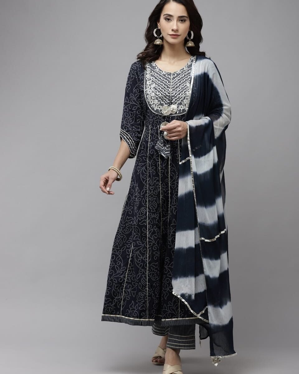Kurti top with Elastic on sleeves & Plazzo with both side buttons detailing