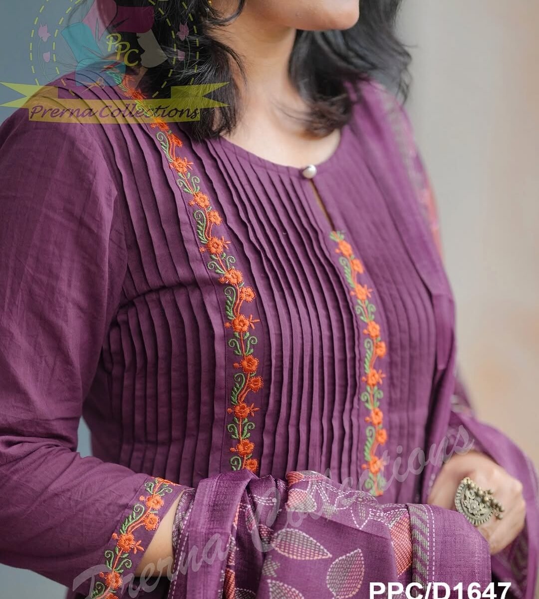 Kurti top with Elastic on sleeves & Plazzo with both side buttons detailing