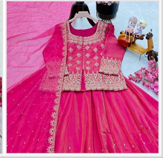 Antic Beauty Three Piece set whit heavy  Embroidery dupatta