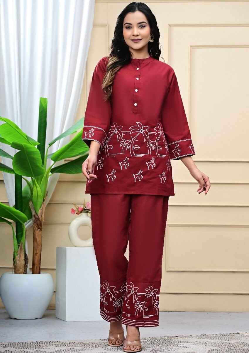 Elegant Embroidered Kurta Set – A Perfect Blend of Tradition & Style!